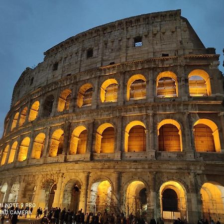 Luminoso Appartamento In Centro Storico 로마 외부 사진
